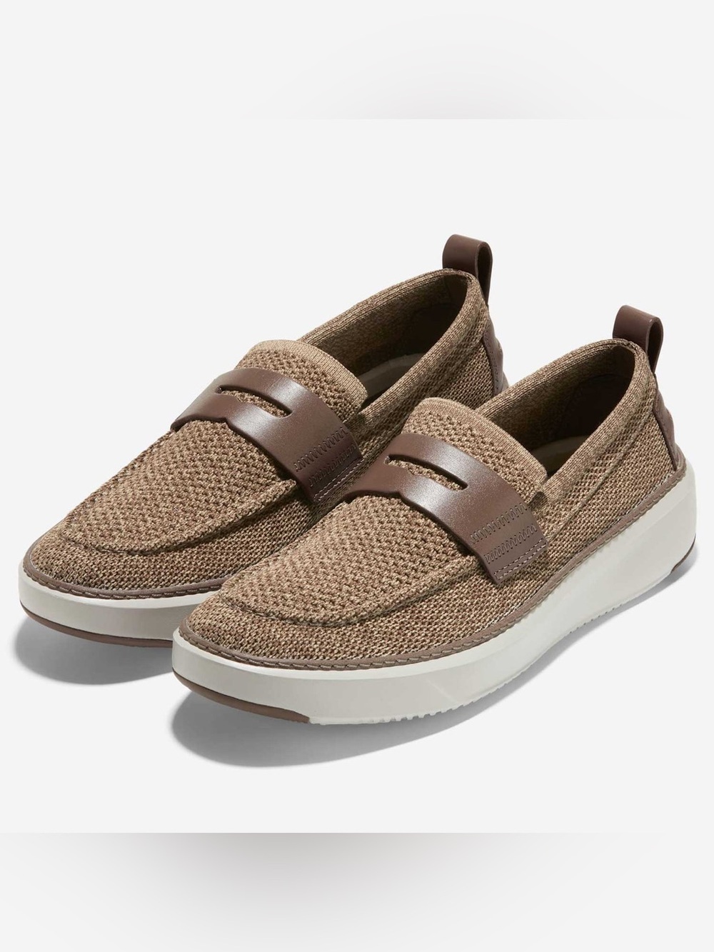 COLE HAAN GRANDPRO TOPSPIN PENNY LOAFER
SIZE 10